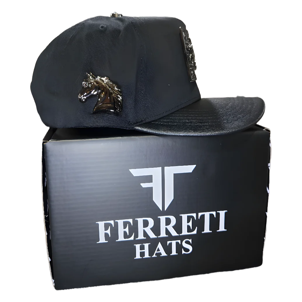 Gorra Ferreti Original con Placa de Caballo Plateada