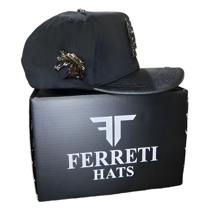 Gorra Ferreti Original con Placa de Caballo Plateada