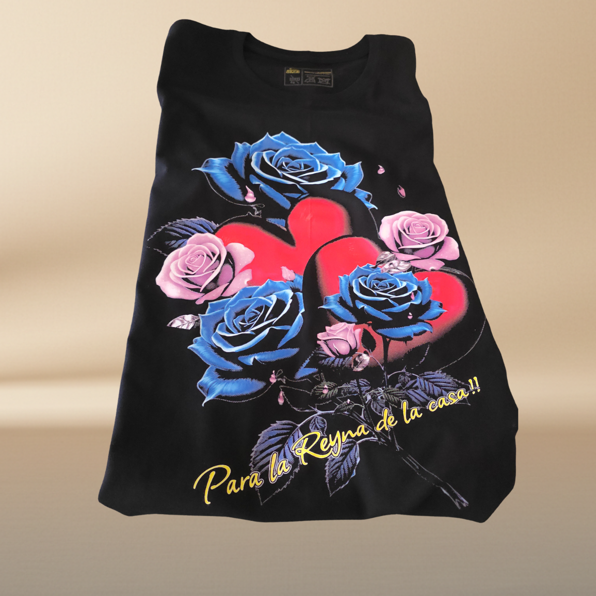 "Queen of the House" T-Shirt – Mother's Day Edition | Halftone Print